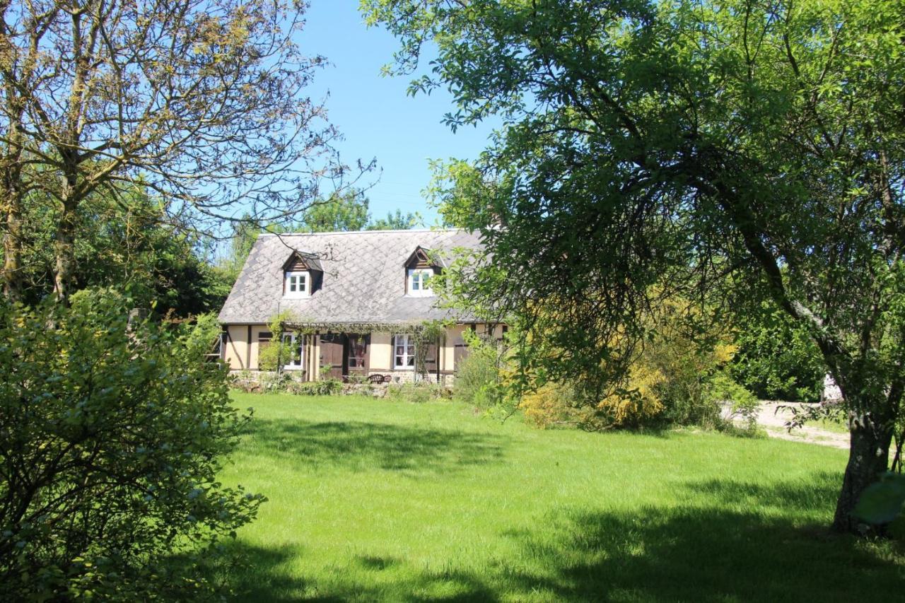 Le Pommenial De La Herissonniere Saint-Aubin-de-Bonneval Luaran gambar